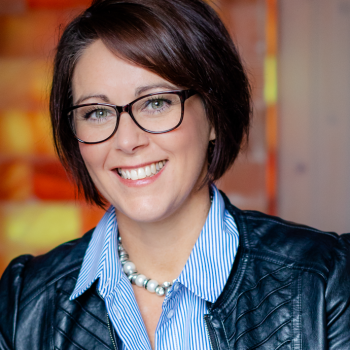 ErinLee_BioPic-(1)-(004)