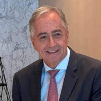 Stefan-Catsicas-Vertical